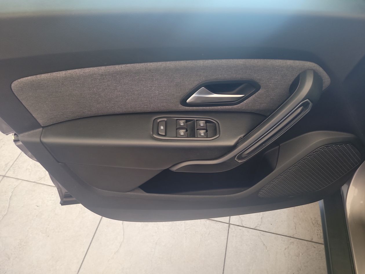 2023 Renault Duster 1.3 Iconic At