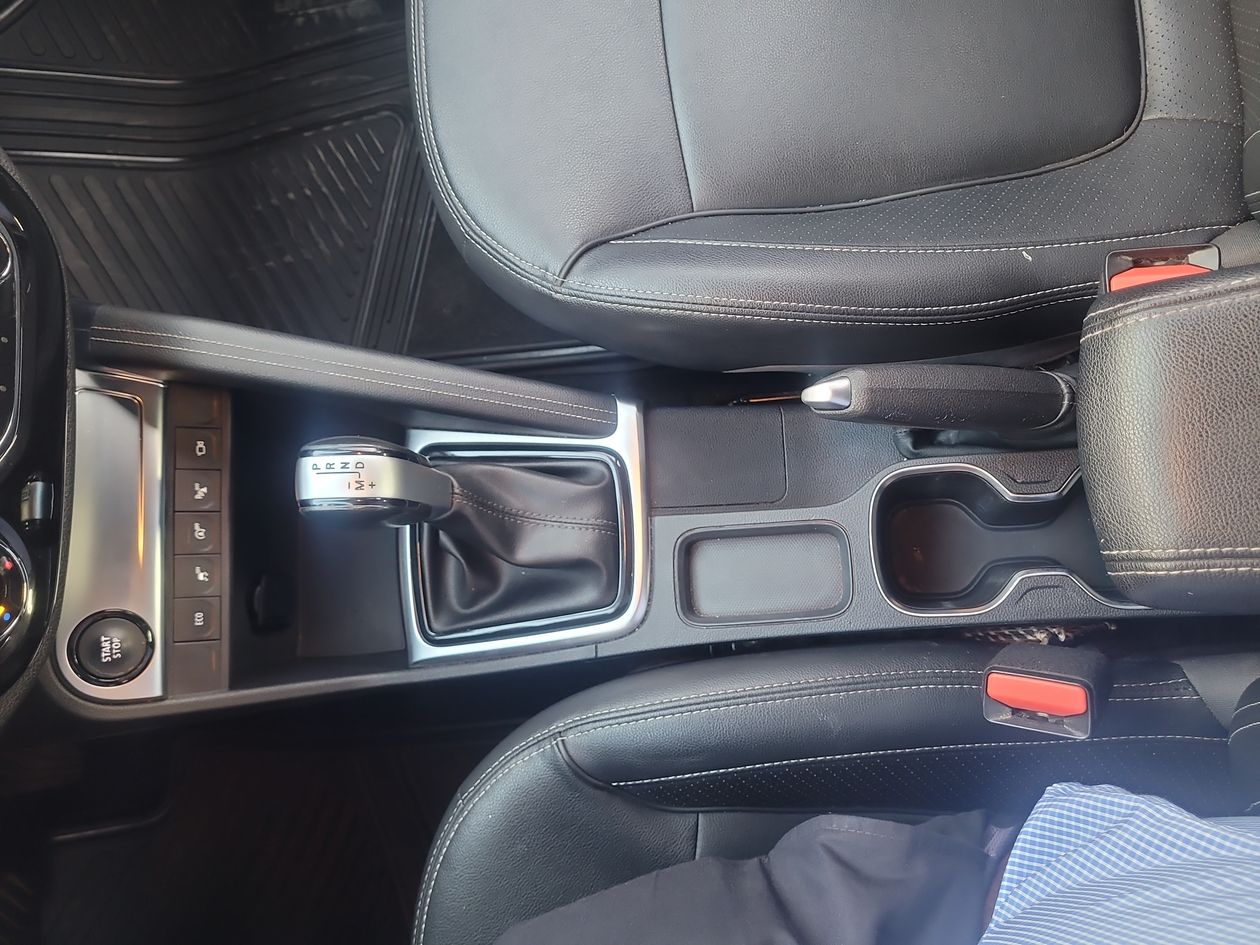 2022 Renault Captur 2.0 Iconic Piel At