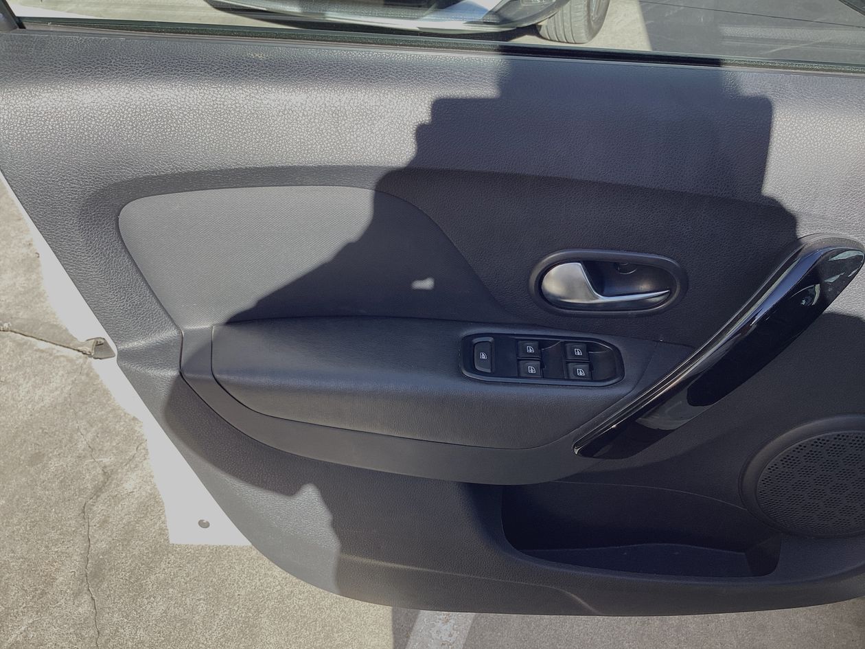 2024 Renault Logan 1.6 Intens At