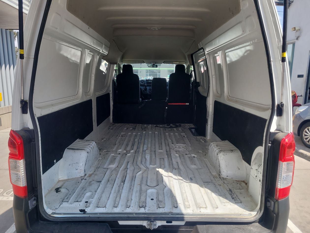 2024 Nissan Urvan 2.5 Panel Amplia AA Mt