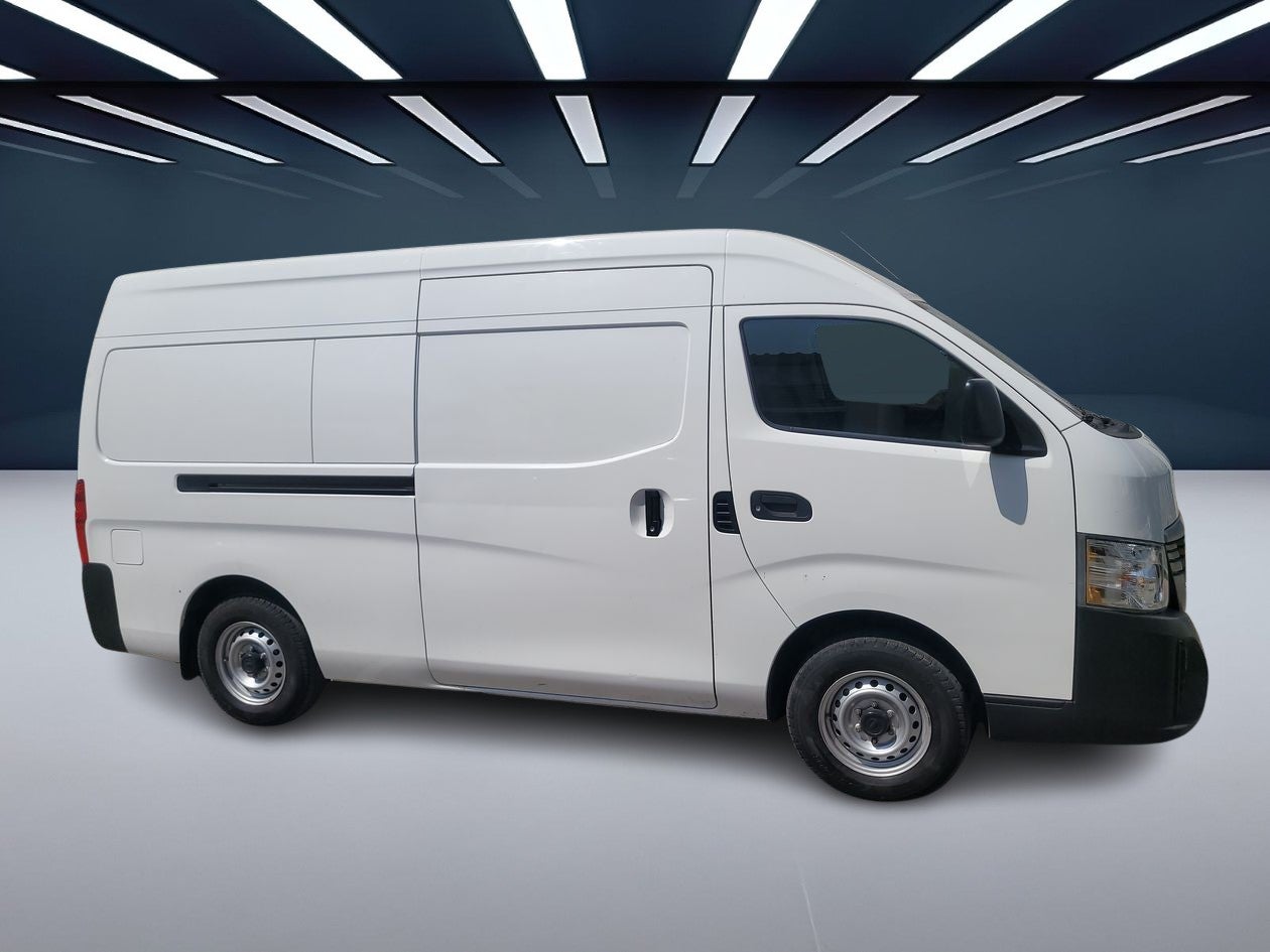 2024 Nissan Urvan 2.5 Panel Amplia AA Mt