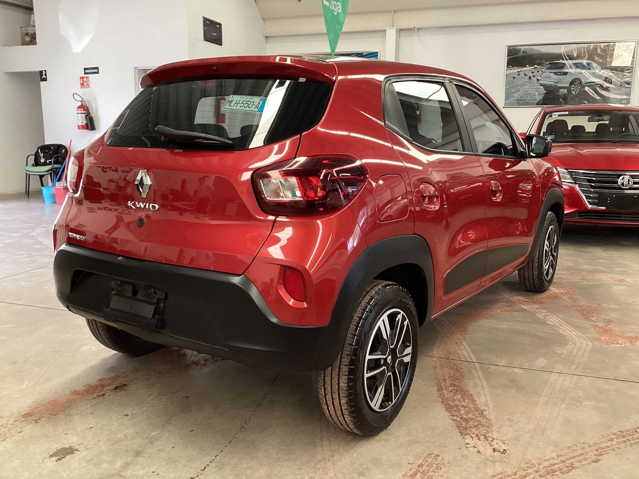2025 Renault Kwid 1.0 Iconic Mt