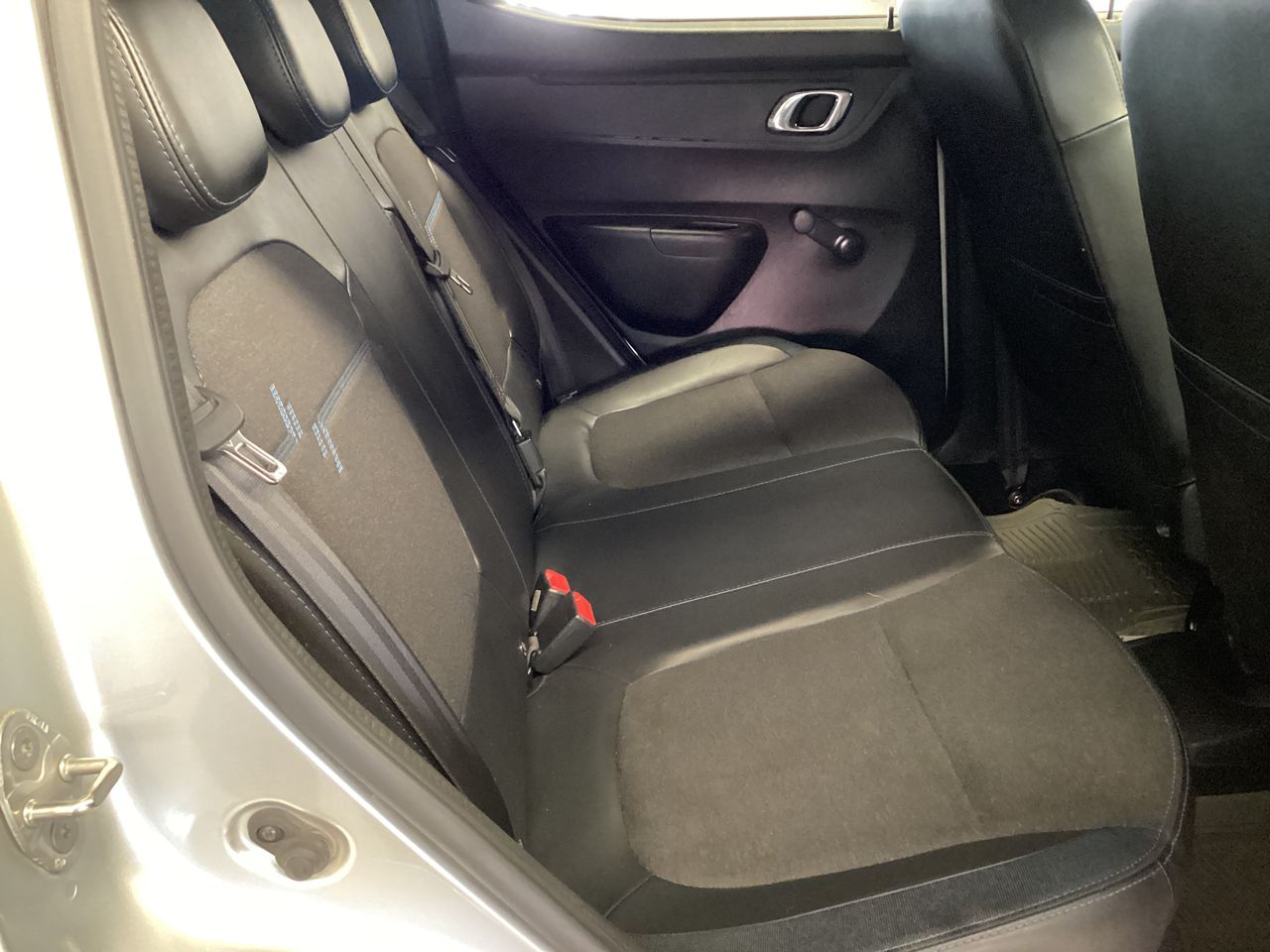 2024 Renault Kwid 1.0 Iconic Mt