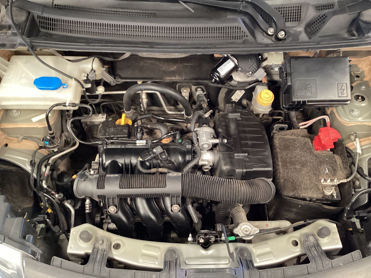 2024 Renault Kwid 1.0 Iconic Mt