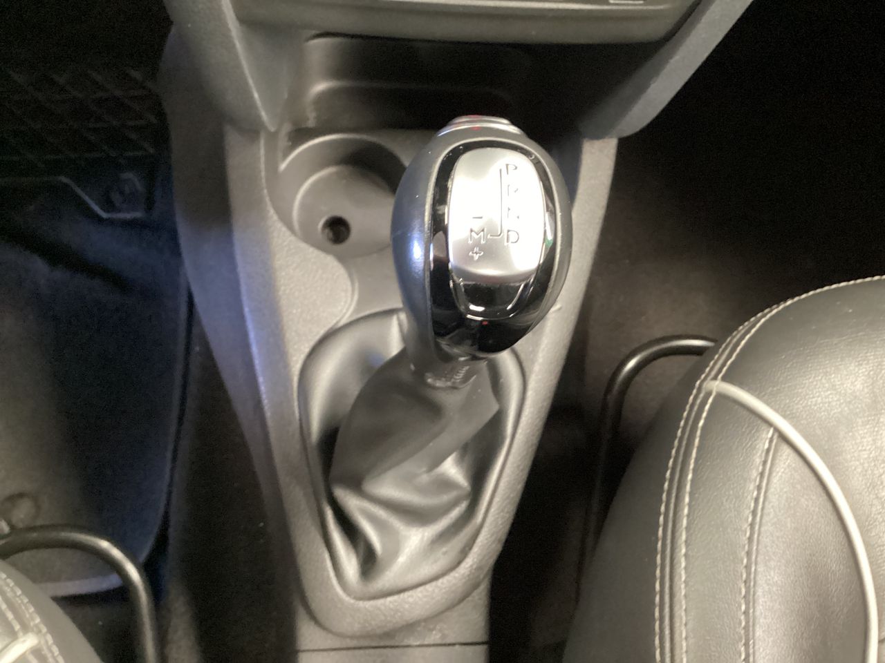 2024 Renault Logan 1.6 Intens At