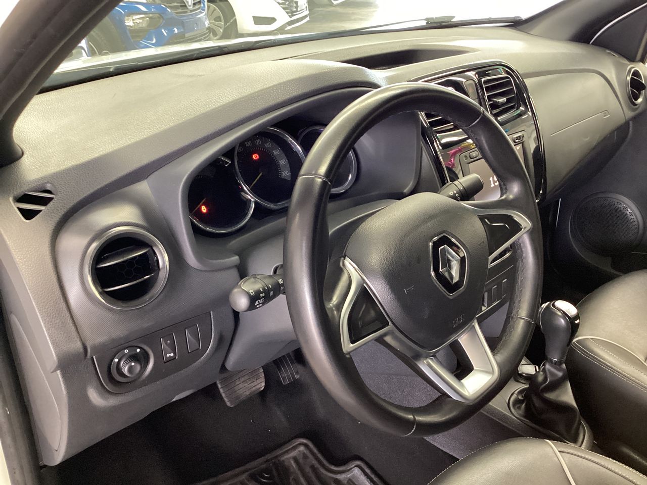 2024 Renault Logan 1.6 Intens At