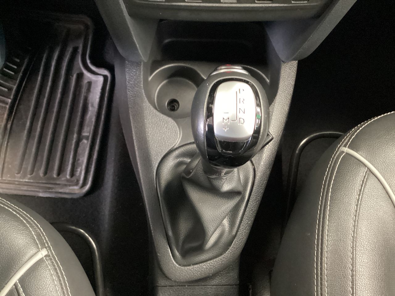 2024 Renault Logan 1.6 Intens At