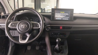 2023 Toyota Yaris 1.5 S Sedan Mt