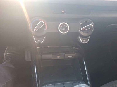 2022 Kia KIA RIO HB 5p LX L4/1.6 Man