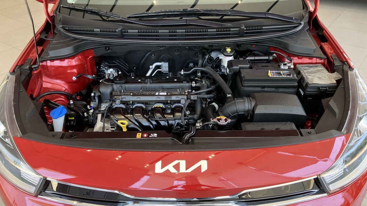2023 Kia KIA RIO HB 5p LX L4/1.6 Aut
