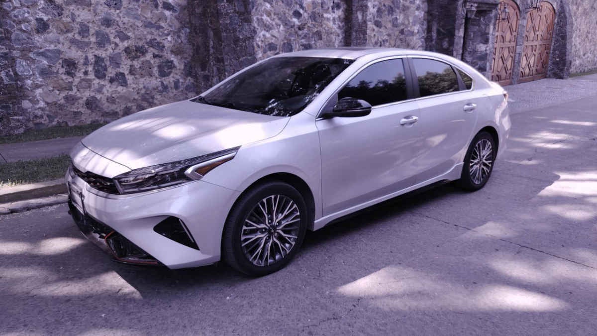 2022 Kia FORTE SEDAN 4p GT L4/1.6/T Aut