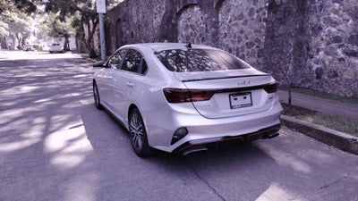 2022 Kia FORTE SEDAN 4p GT L4/1.6/T Aut