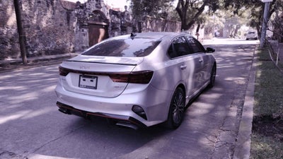 2022 Kia FORTE SEDAN 4p GT L4/1.6/T Aut