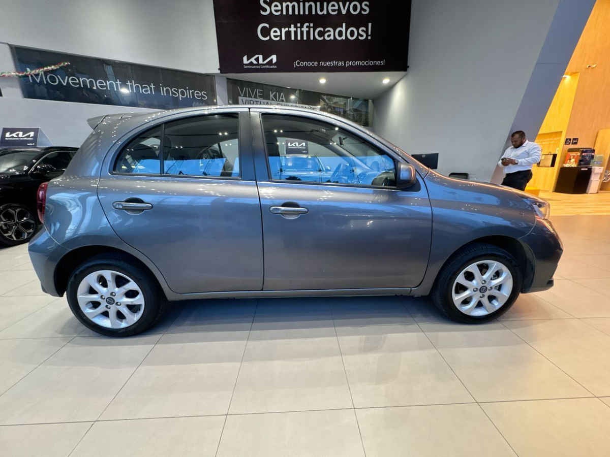2023 Nissan March 5p Advance L4/1.6 Aut