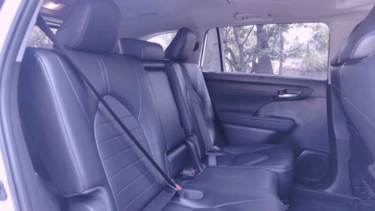 2022 Toyota Highlander 5p XLE V6/3.5 Aut