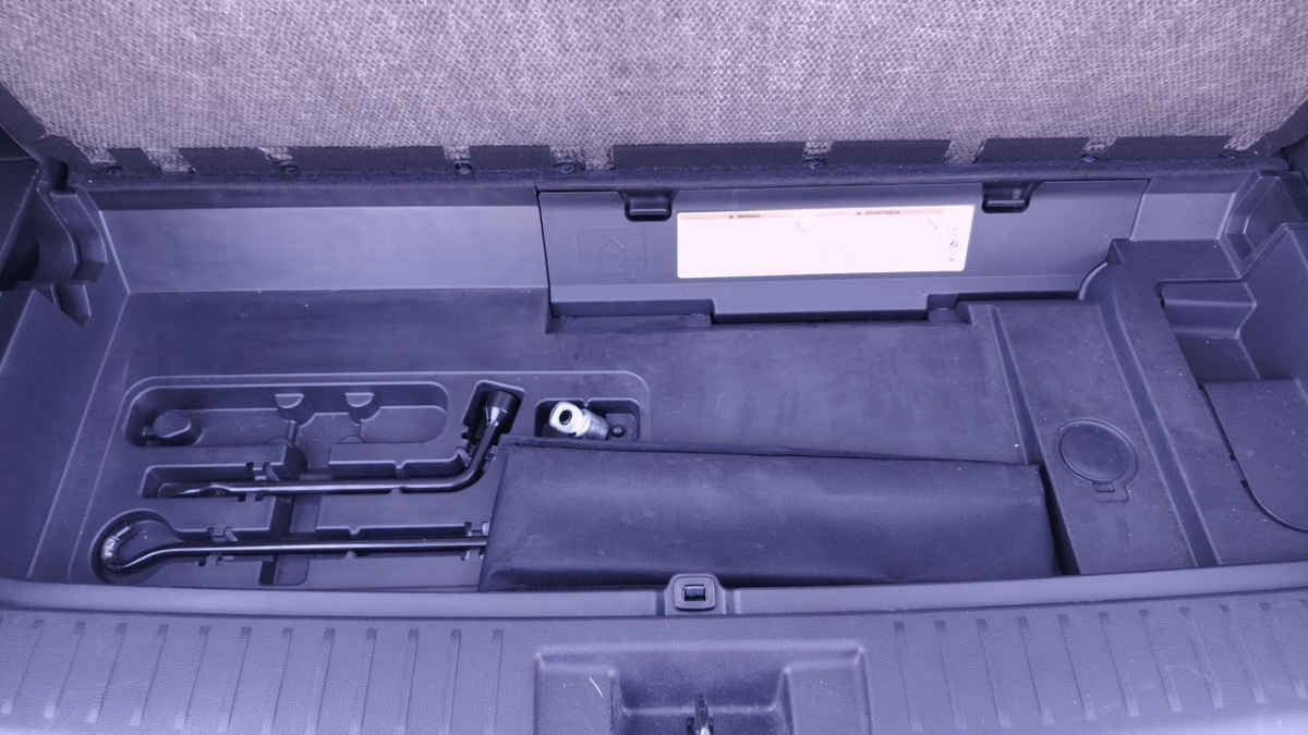 2022 Toyota Highlander 5p XLE V6/3.5 Aut