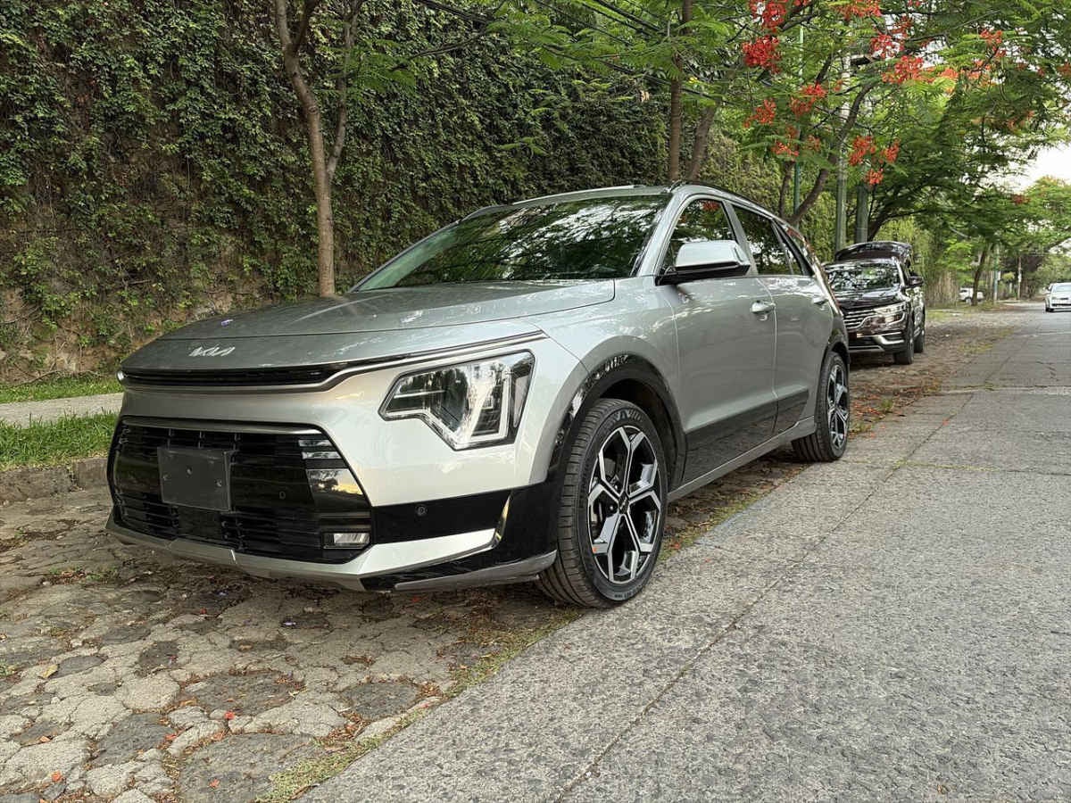 2023 Kia Niro 5p EX L4/1.6 Hibrido Aut