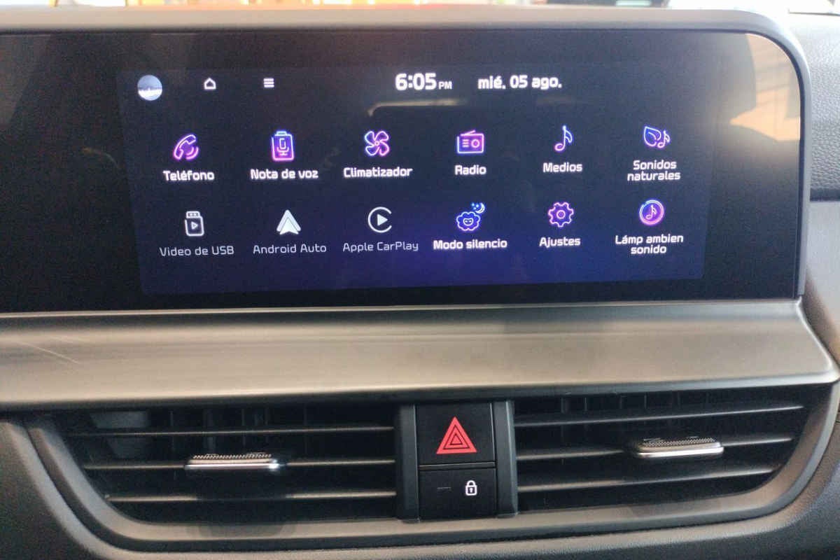 2024 Kia SELTOS 5p SXL L4/1.4/T Aut