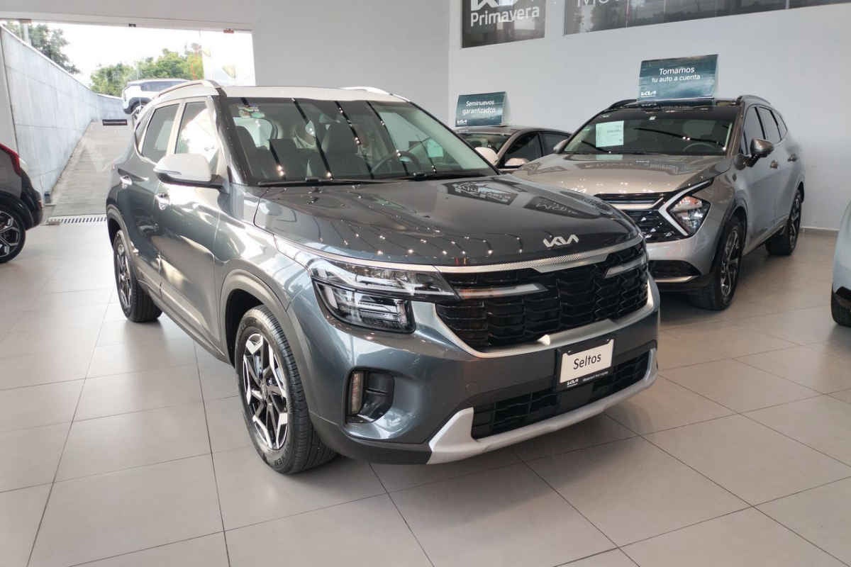 2024 Kia SELTOS 5p SXL L4/1.4/T Aut