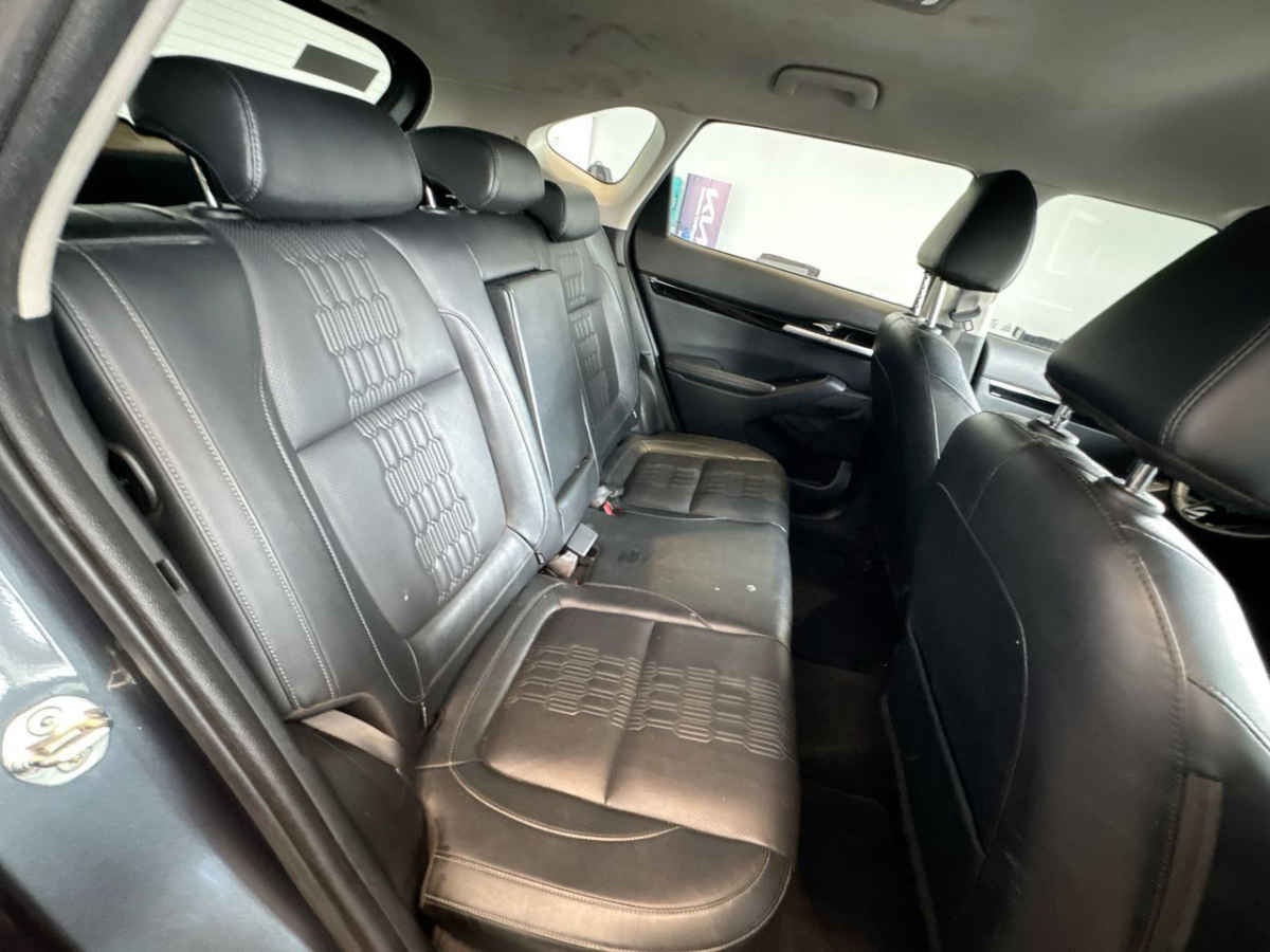 2024 Kia SELTOS 5p EX Pack L4/1.5 Aut