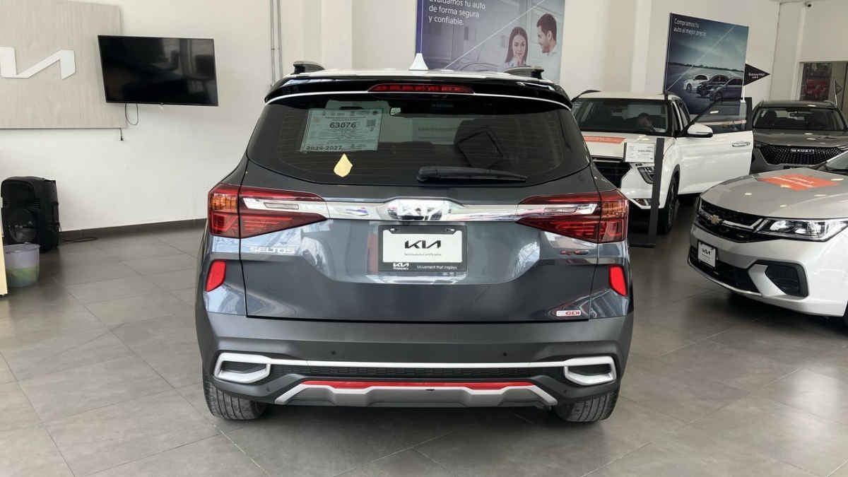 2023 Kia SELTOS 5p GT Line L4/1.4/T Aut