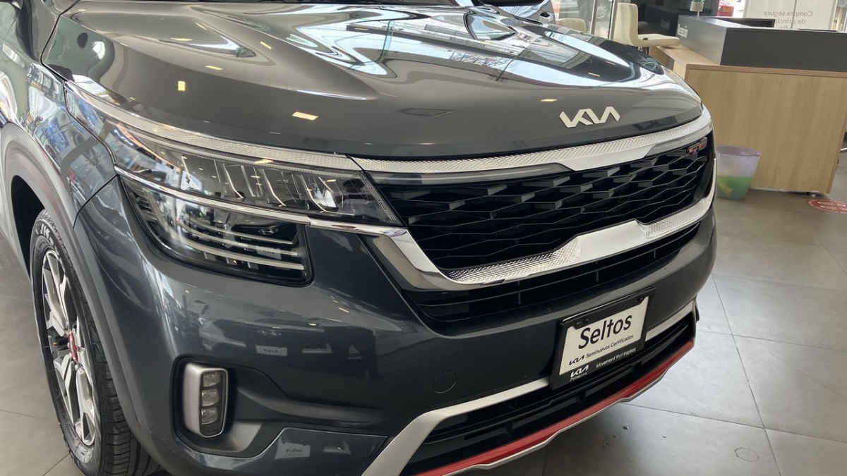 2023 Kia SELTOS 5p GT Line L4/1.4/T Aut